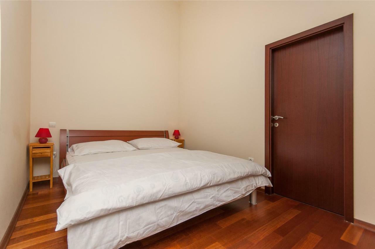 Modern New Flat Next To River Cetina 오미스 외부 사진