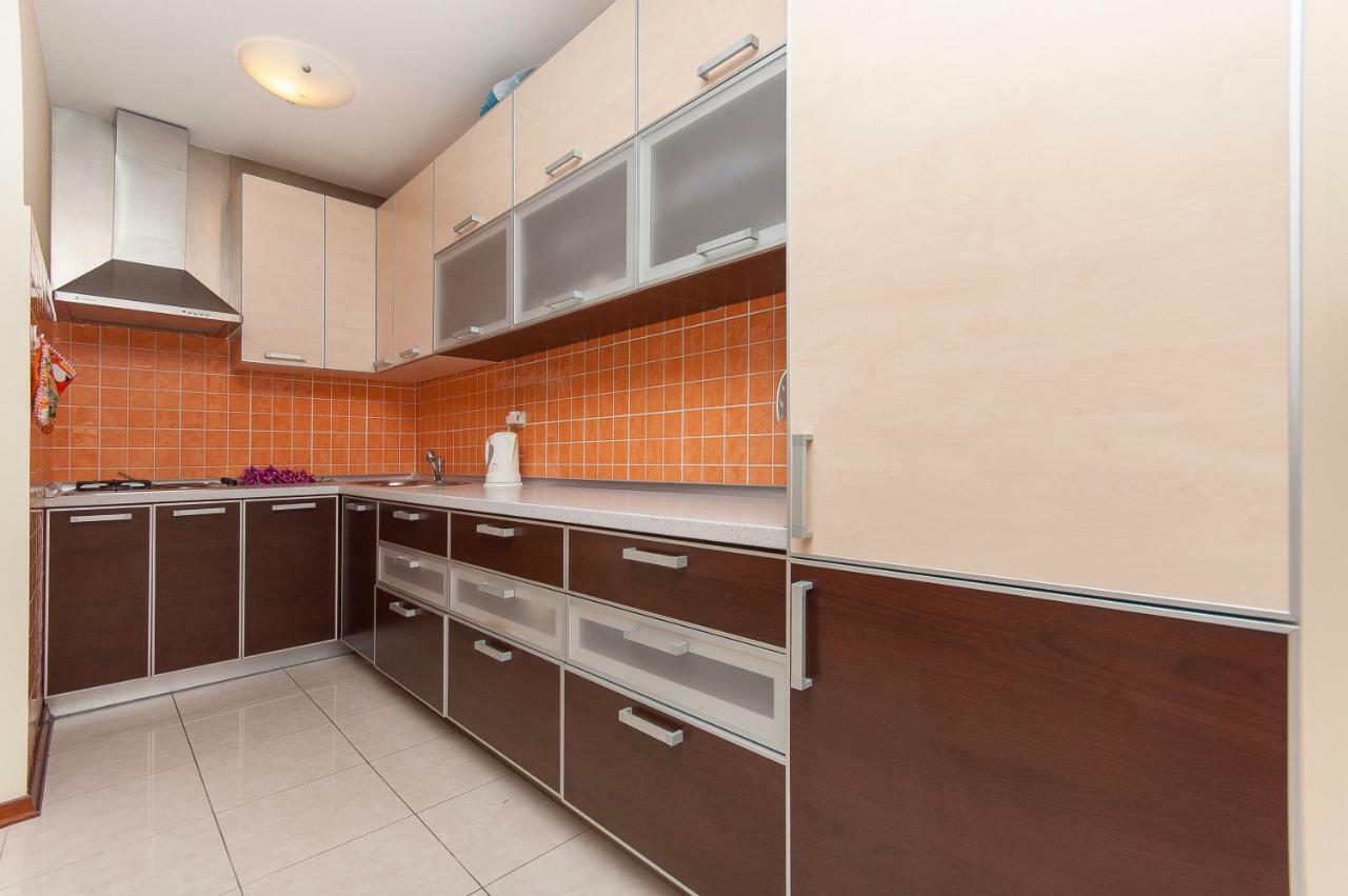 Modern New Flat Next To River Cetina 오미스 외부 사진